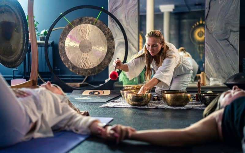Gongų meditacija su vedėju — Indrė